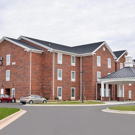 Appomattox Inn And Suites Exterior photo
