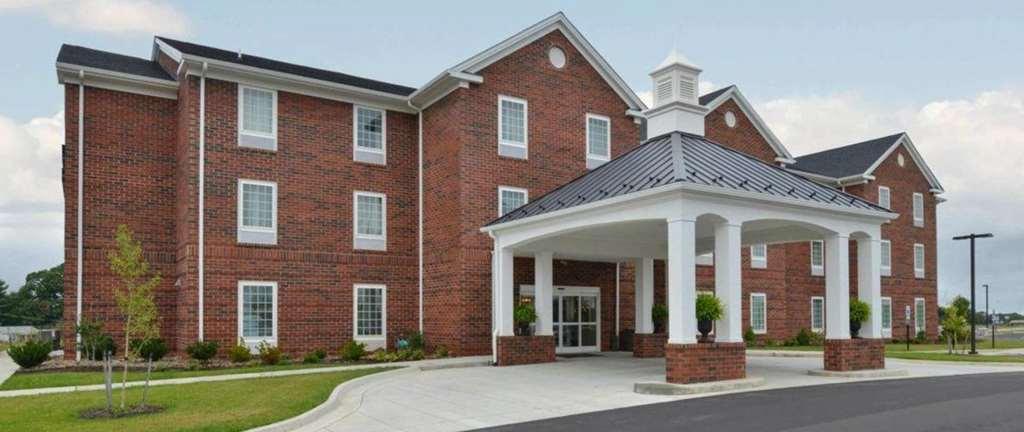 Appomattox Inn And Suites Exterior photo